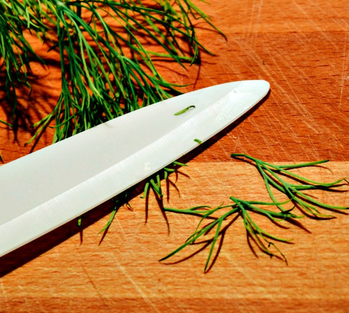 Fresh dill has a tangy and aromatic flavor
